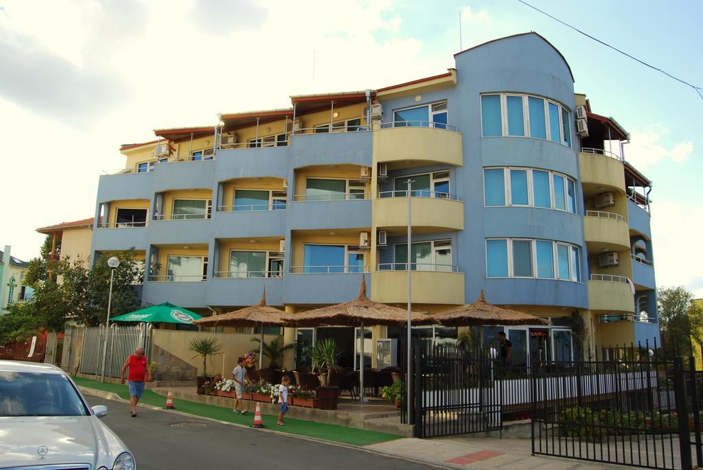 Alpina Hotel Lozenets Exterior foto
